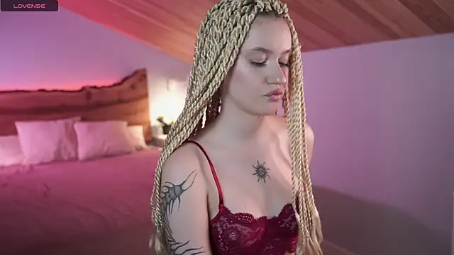 Nerissa_xo webcam