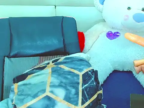 NharaBigCock webcam