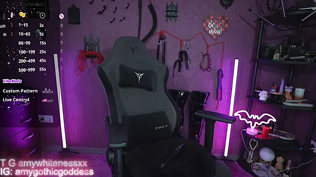 amywhitenessxx webcam