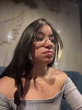 Isabella-Teen webcam