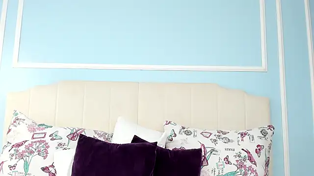alma_sweeet webcam
