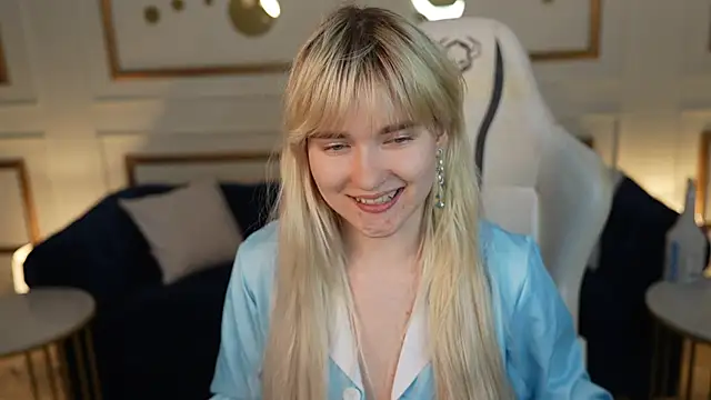 Ava_kiss054 webcam