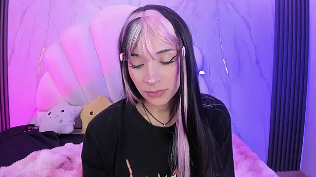 AliiceWonderland_ live sex cam