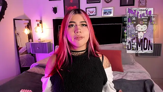pinkk_deemon webcam
