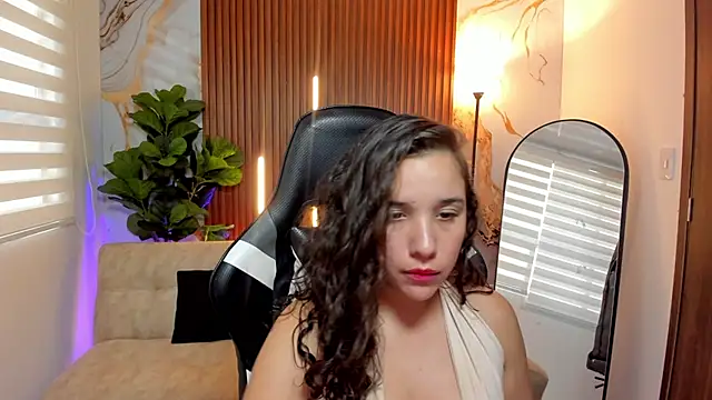 Ela_Maxwell_ webcam