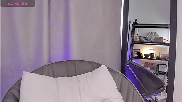 noemi_foxxx webcam