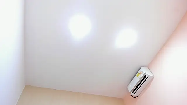 MillaGrey webcam