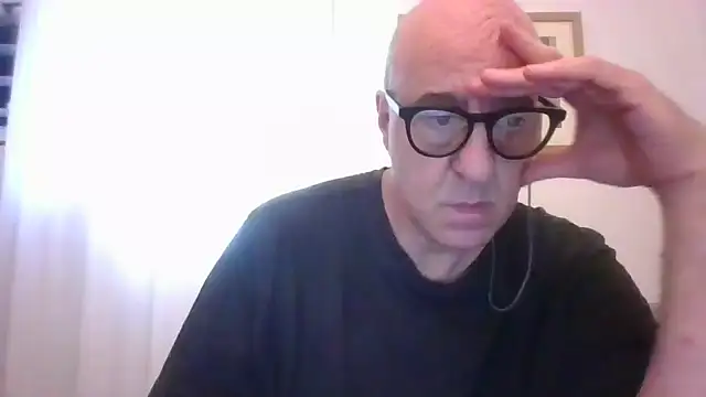ANONIMO7735 webcam