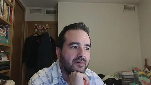 curiosillo83 webcam