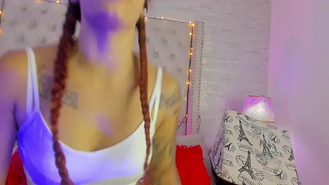 Pamelamiler__ webcam