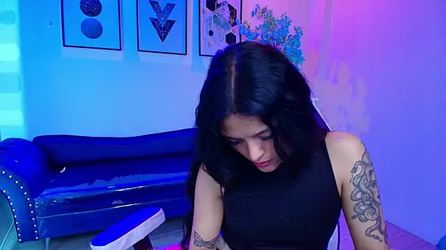 Maddie_T18 webcam