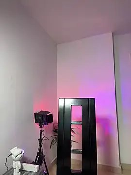 zhara_1198 webcam