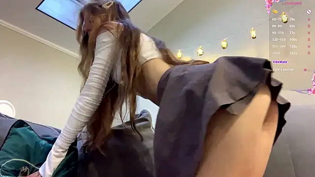 Kissme_Kira webcam
