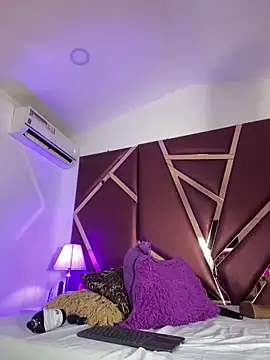 ZoeHarpers webcam
