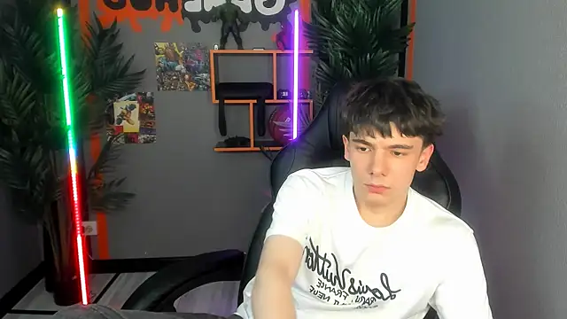 Robbie_Reyes webcam