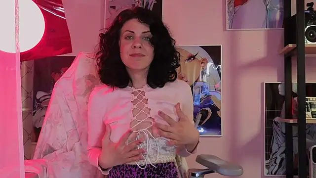 LuluKissmi webcam