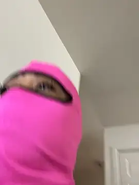 BlackPinayPussy webcam