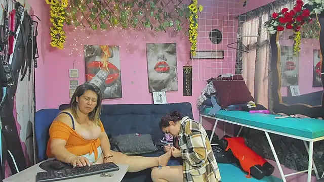 lesbiancuple webcam
