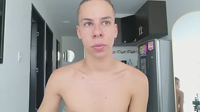 Ennoennel561 - Male webcam sex chat