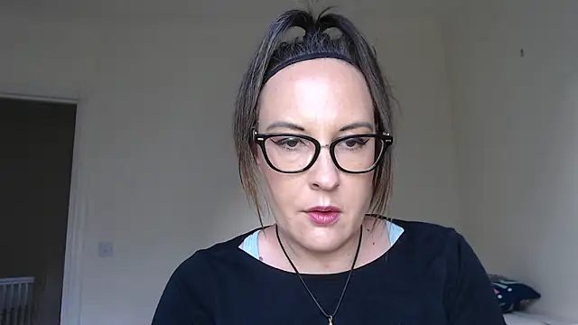 Humiliatrixxxx webcam