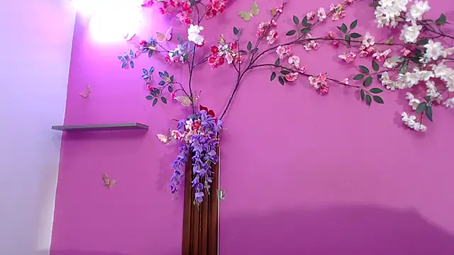 skinnysofia18 webcam