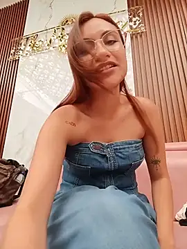 Leticia_Hinkley_ webcam