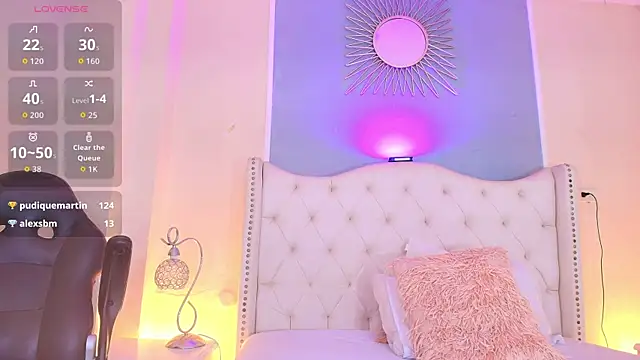 kya_wild (F young) - spanked in the ass