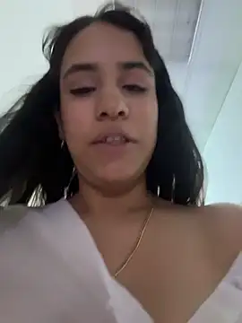 sweetcurvesxxx (F young) - FINGERING PUSSY