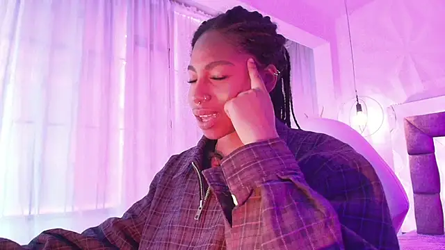 Queen_perla_ webcam