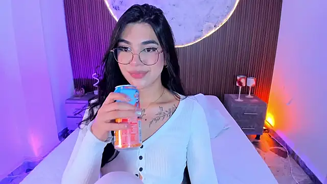 RoseCassie webcam