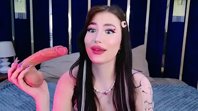 EmmaLawrens webcam