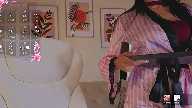 Lucia_Brown_ webcam