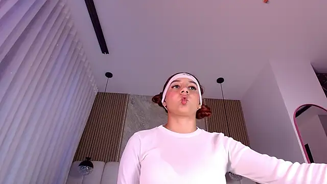 celeste_moonx webcam