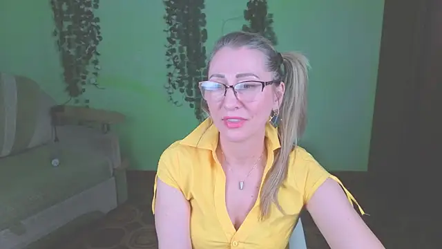 Habibi_Honeyy webcam
