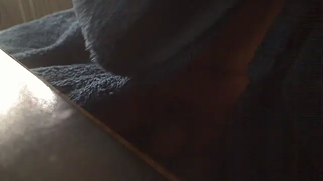 LickYourYoni webcam
