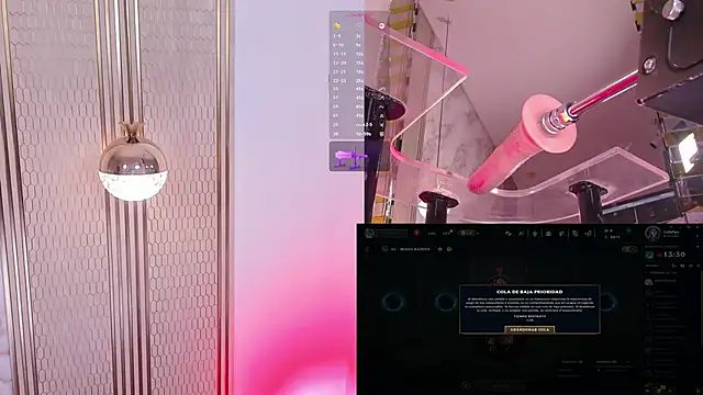 LadyReload webcam