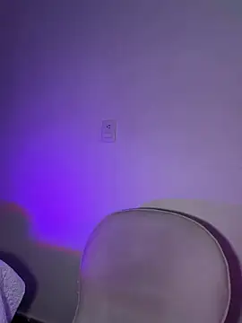 krisstenSantos webcam