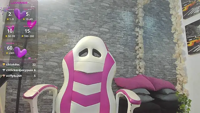 paola_ih webcam