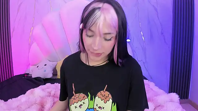 AliiceWonderland_ webcam