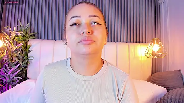 AnaisClark webcam