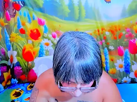 indianroxy webcam
