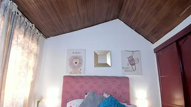 CelessteRedds webcam