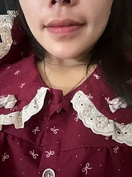 Bella_7777 webcam