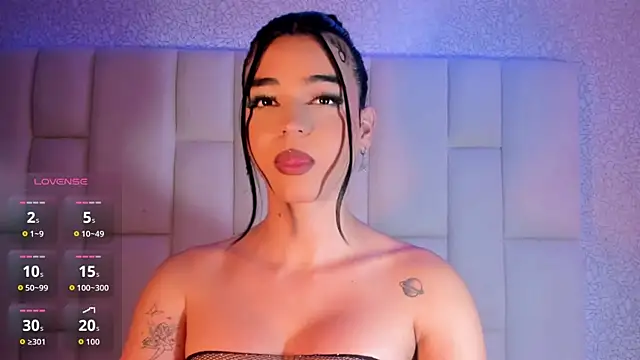 Summer_walkerr webcam