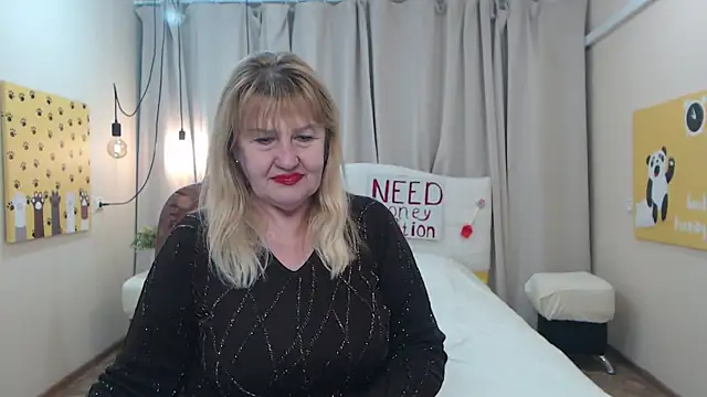 EmmaEllison webcam