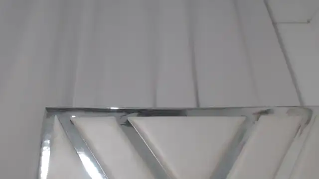 AlannaHarper webcam