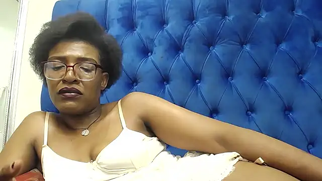 SpicyQueenxxxx webcam