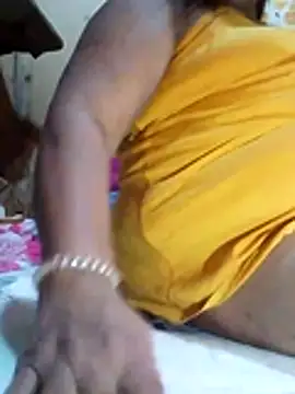 Huge_mama69 webcam