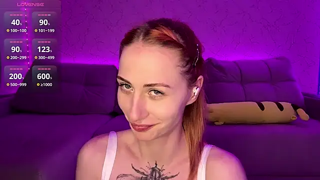 BlondeBun webcam