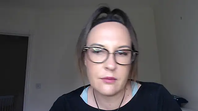 Humiliatrixxxx webcam